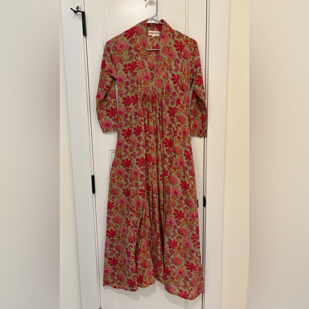 Sun Dried Laundry floral bouquets Tibet Dress Size large